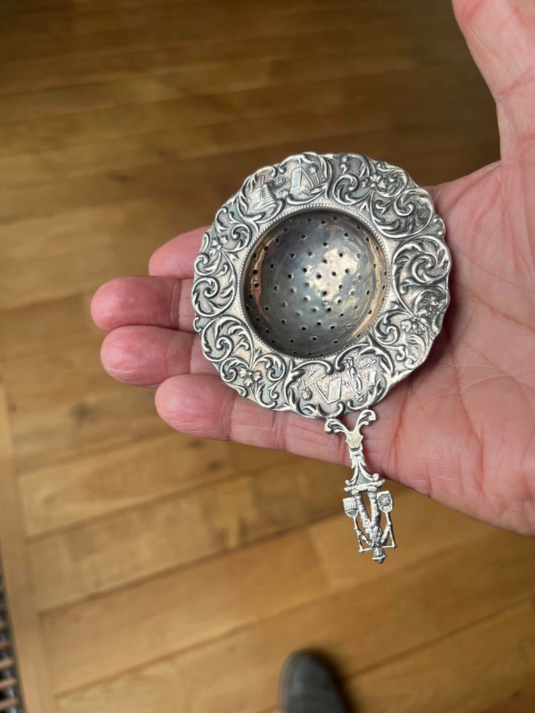 Antiek zilveren theezeefje, Antiek en Kunst, Ophalen of Verzenden