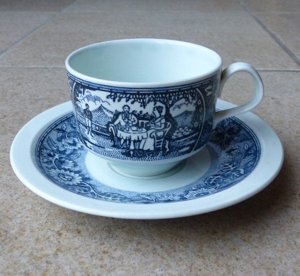 Royal Sphinx Maastricht vintage kop en schotel Tea Drinker, Gebruikt, Klassiek, Ophalen of Verzenden, Kop(pen) en/of Schotel(s)