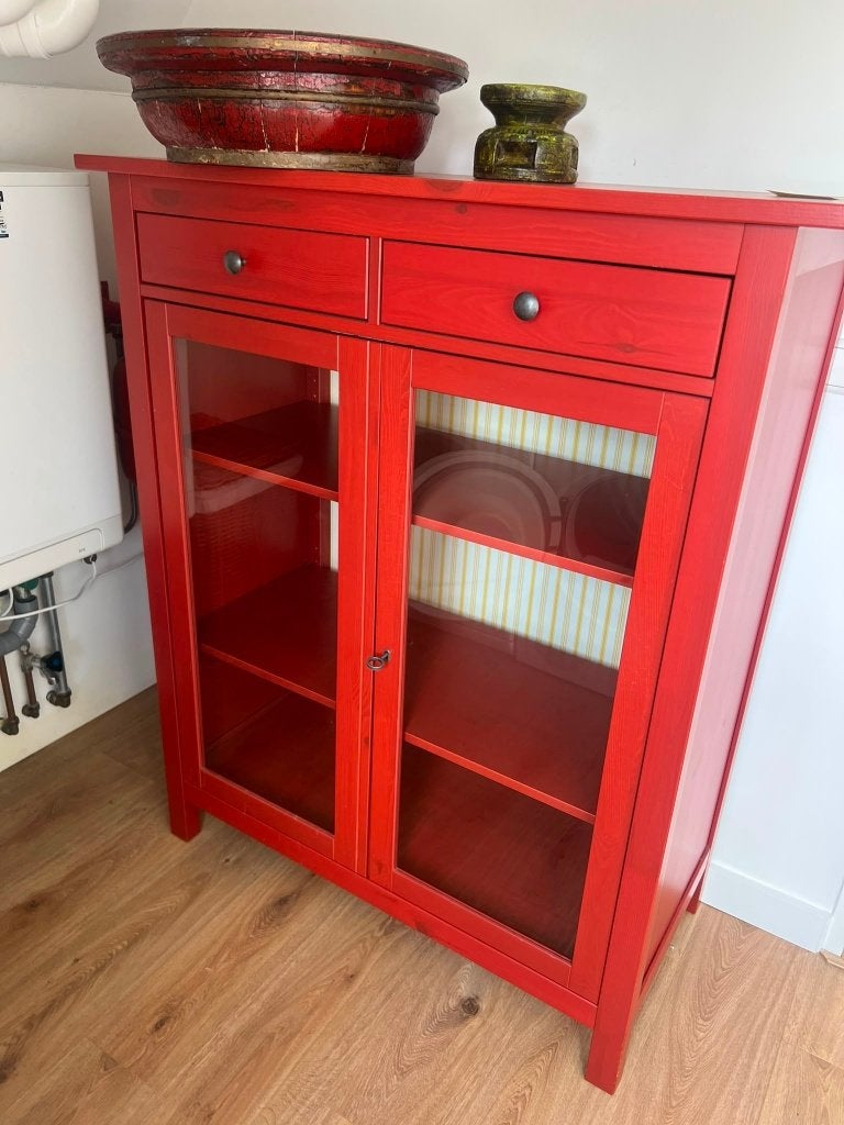 Rode kast, Ophalen, Gebruikt, Glas, 100 tot 150 cm