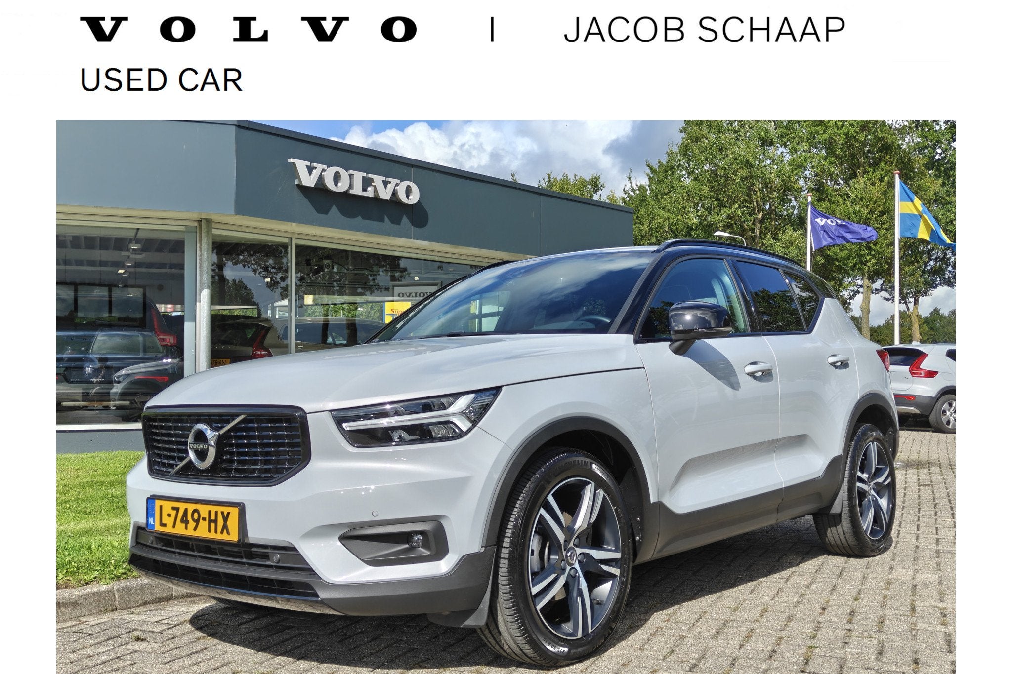 Volvo XC40 T3 163PK R-Design | BLIS | Camera Achter | PDC V+, Gebruikt, Origineel Nederlands, Bedrijf, 165 pk
