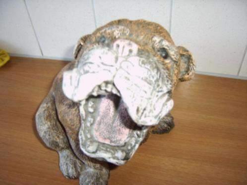 Buldog honden kranten / gids /tijdschrift houder, Ophalen of Verzenden, Zo goed als nieuw, Dier