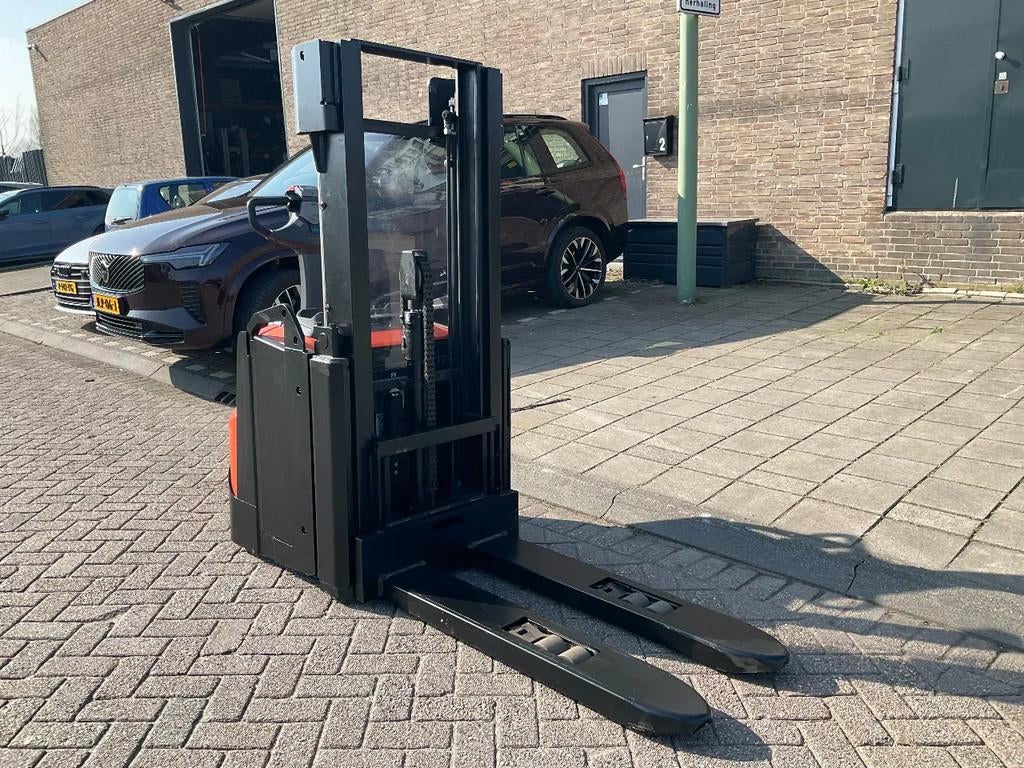 Toyota SWE160L 1600KG 2.35METER HEFTRUCK, 2000 tot 3000 kg, Elektrisch, Stapelaar, Toyota