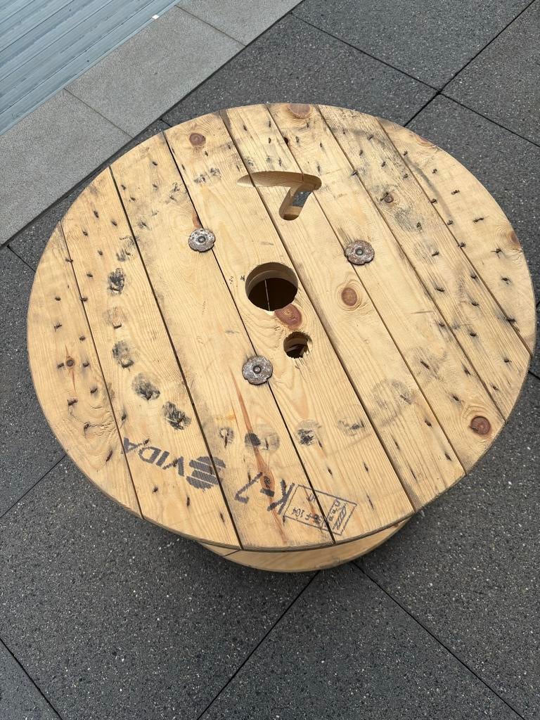Houten kabelhaspel tafel - uniek en robuust, Ophalen, Gebruikt, Rond, Hout