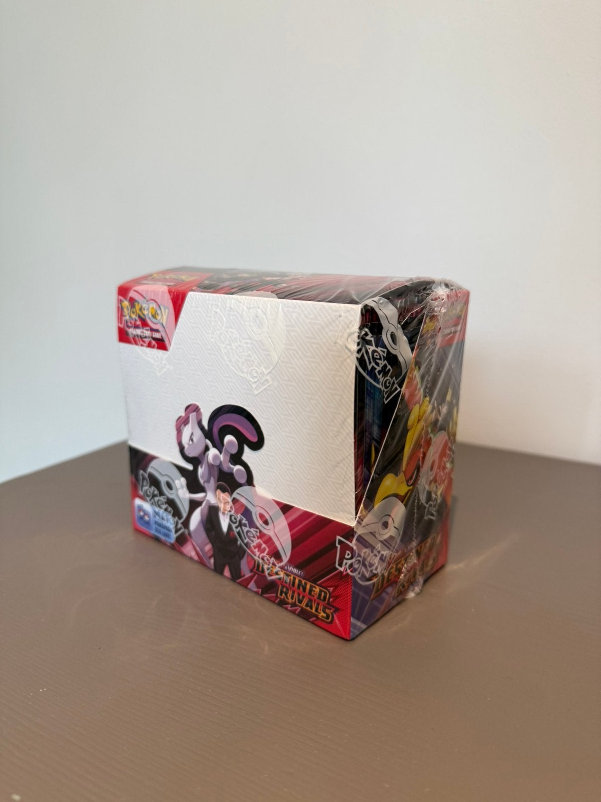 Destined Rivals booster box in seal, Ophalen of Verzenden, Zo goed als nieuw