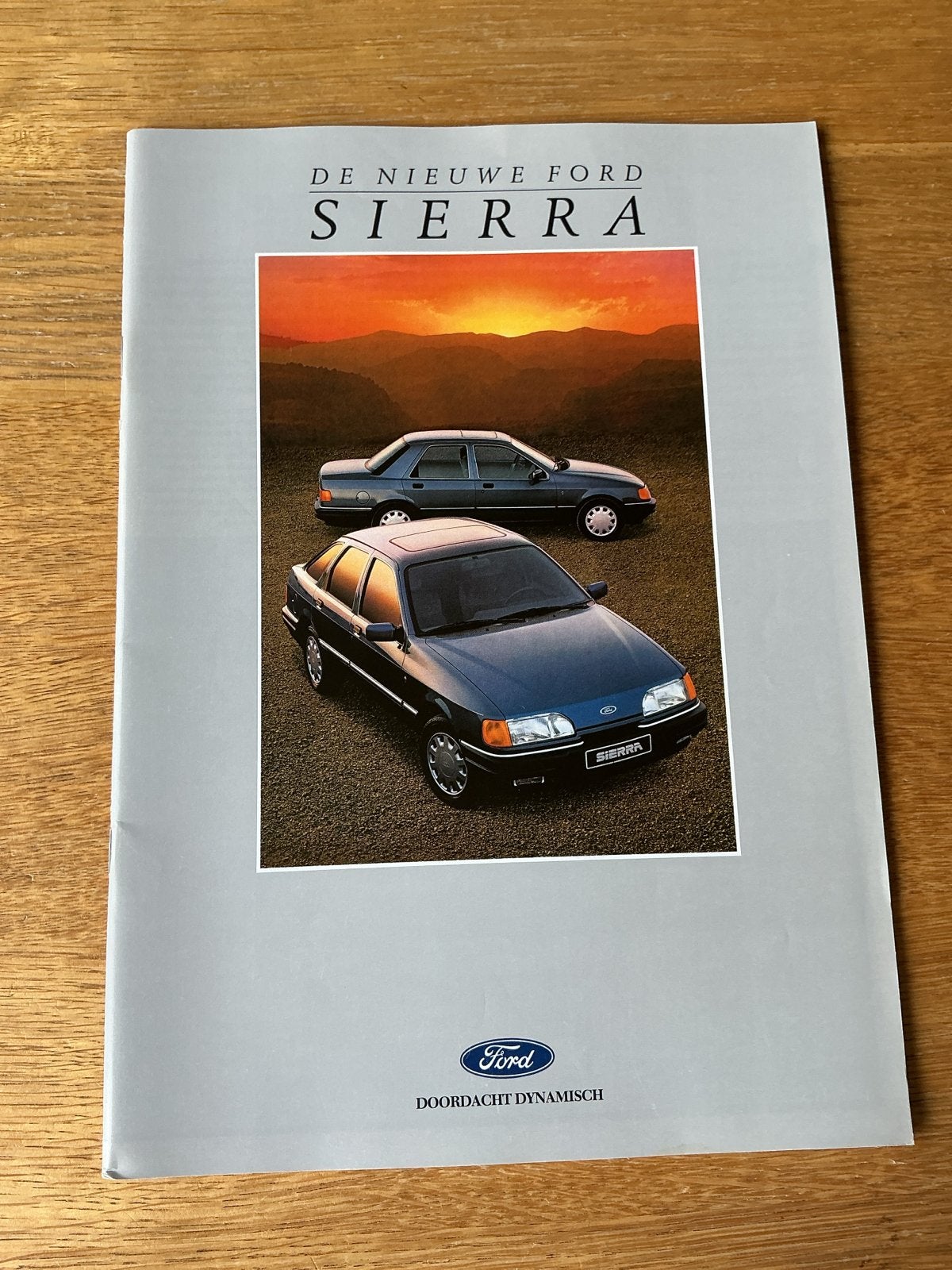 Ford Sierra Brochure - De Nieuwe Ford Sierra 1988, Ophalen of Verzenden, Gelezen, Ford