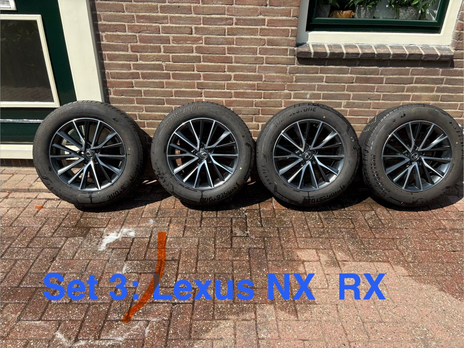 Foto 8 van Wielsets Lexus NX, RX en Audi A3, A4 velgen met banden
