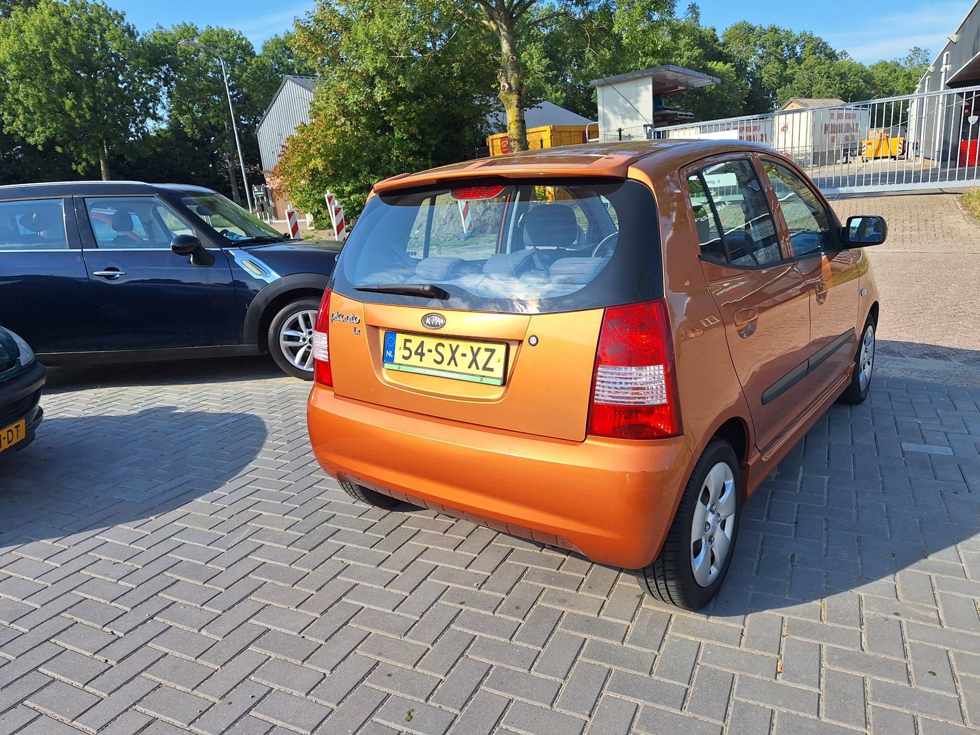 Kia Picanto 1.0 EX / Nette auto / IJskoude airco / APK aug 2, Auto's, Voorwielaandrijving, 400 kg, 61 pk, Origineel Nederlands