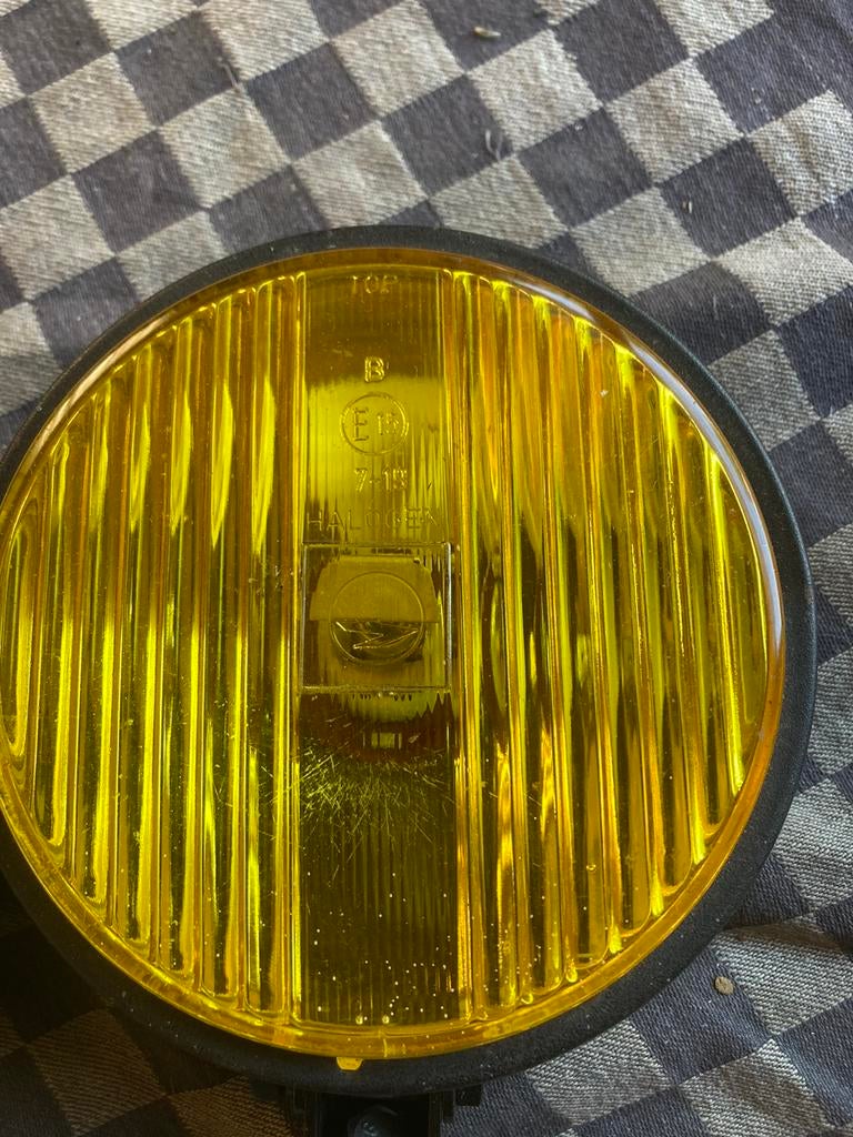Oldtimer 2 gele mistlampen merk Elac DDR diameter 15 cm, Ophalen of Verzenden, Gebruikt
