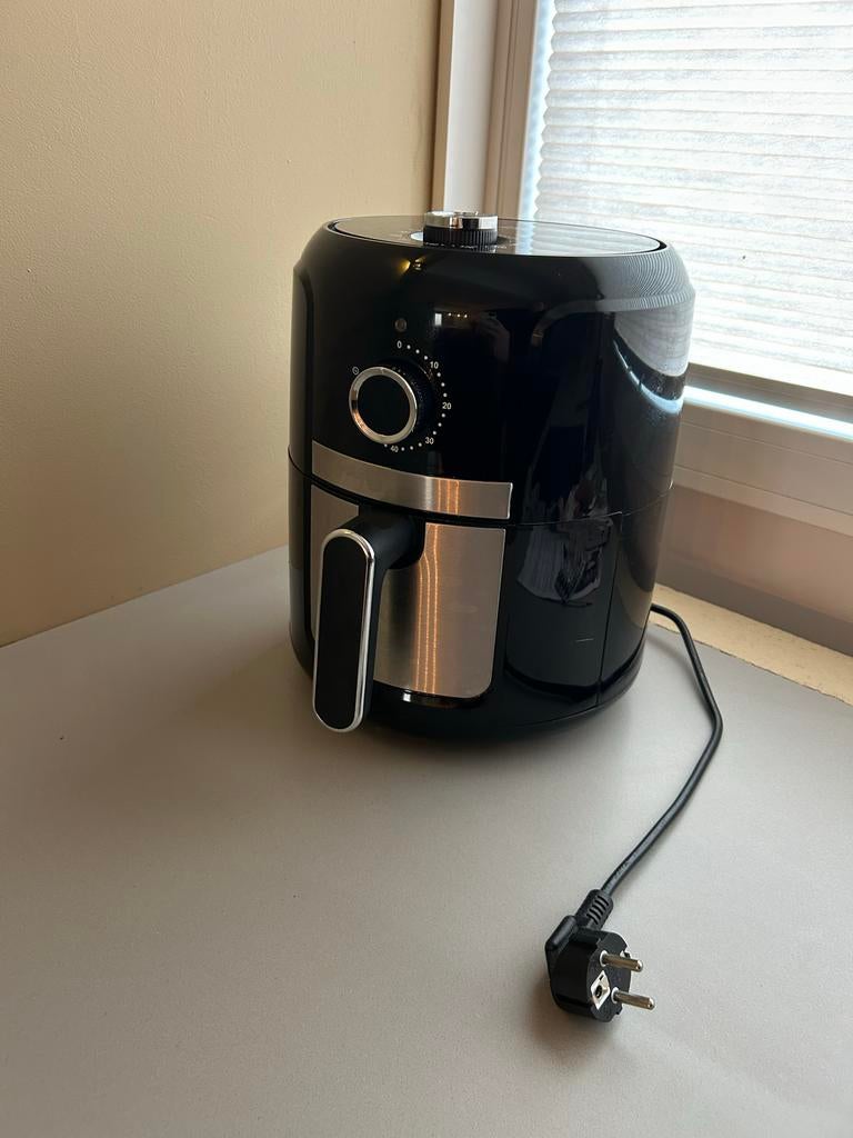 Wats home Airfryer - Perfect voor gezonde maaltijden!, Witgoed en Apparatuur, Airfryers, Ophalen of Verzenden, Zo goed als nieuw