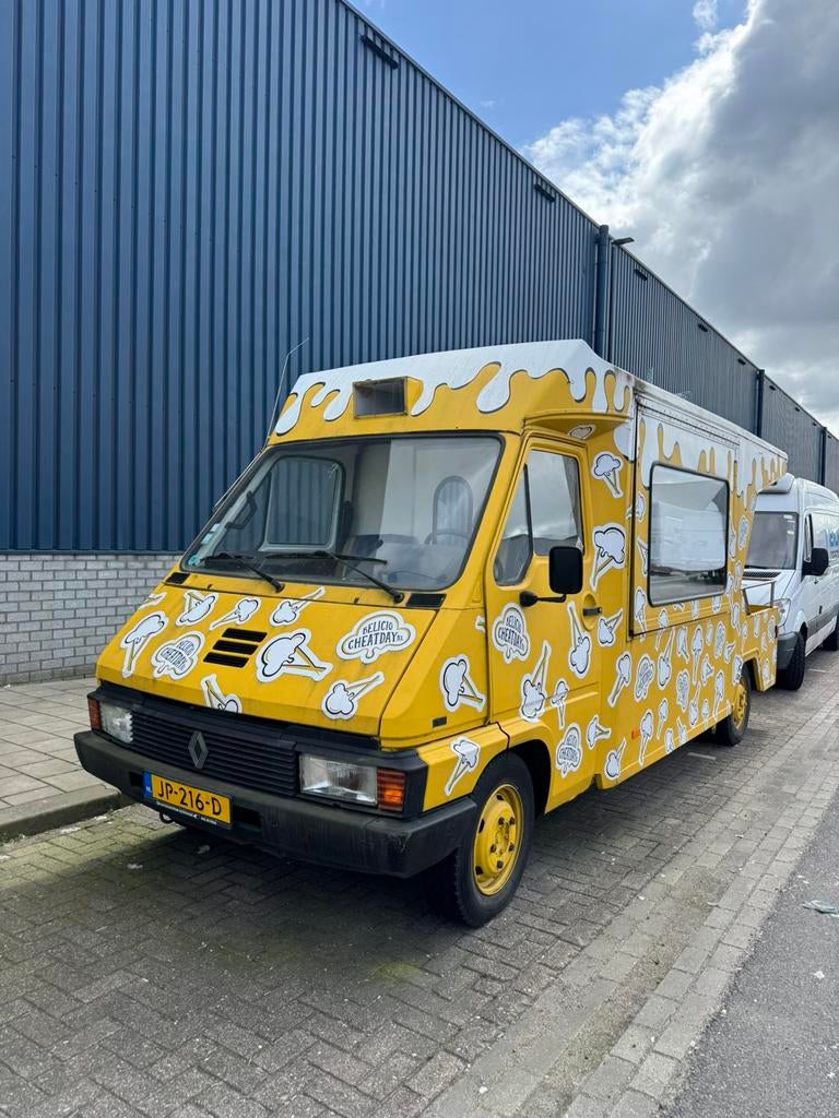 Foodtruck Oldtimer 1983 renault verkoopwagen / ijswagen, Ophalen