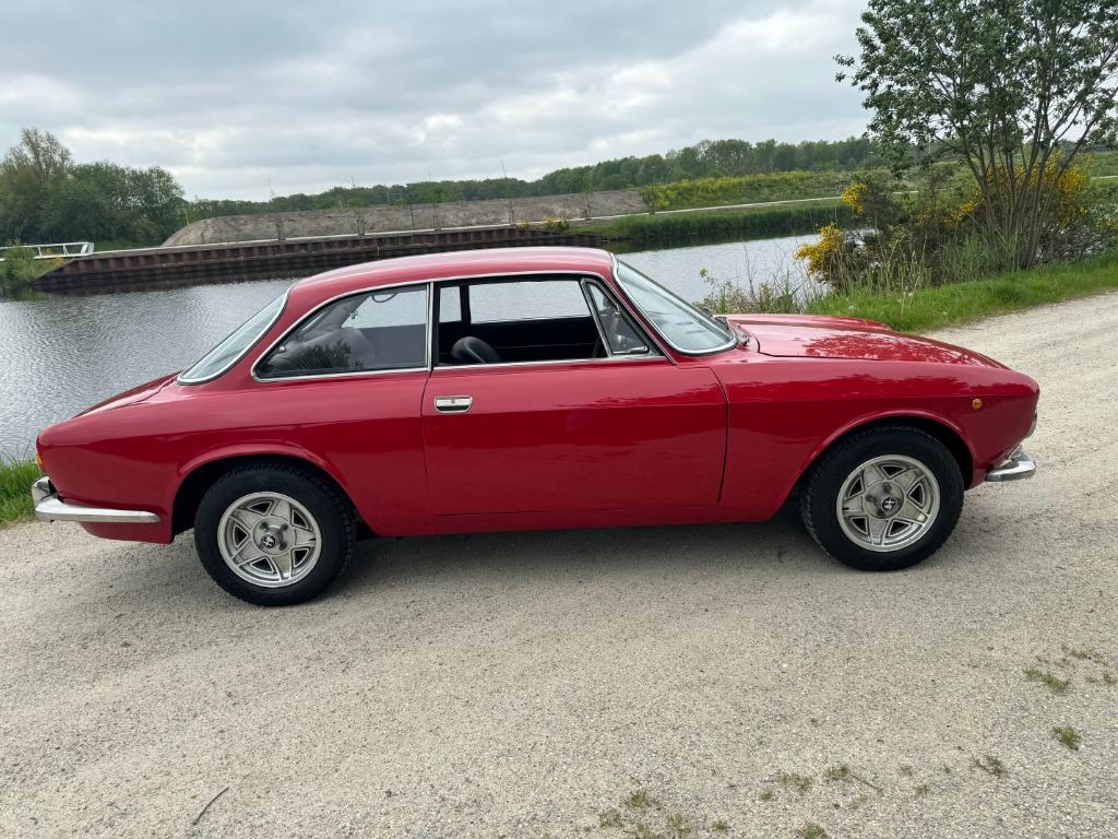 Alfa Romeo 1300 1.3 GT 1969 taxatie rapport 42500,-, foto 3