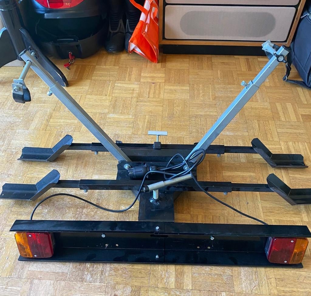 Fietsendrager voor trekhaak, Ophalen, Zo goed als nieuw, Trekhaakdrager