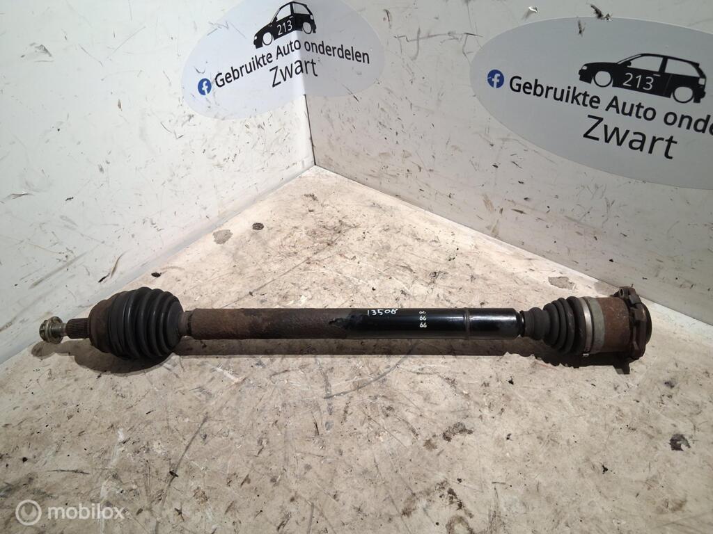 Aandrijfas Rv VW Bora 1.6-16V ('98-'06) 1J0407272GE, Gebruikt, Volkswagen, Ophalen of Verzenden, Volkswagen