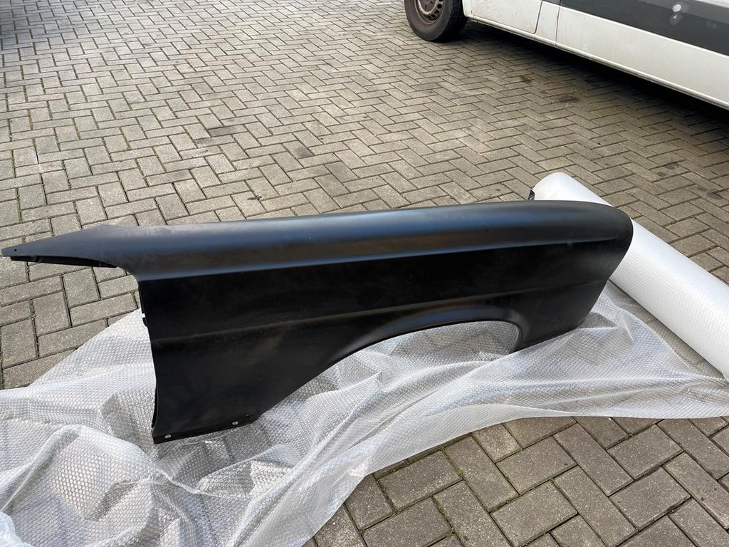 Scherm rechts voor W111 Flachkuhler nieuw  a1118206208, Ophalen, Mercedes-Benz, Nieuw, Spatbord