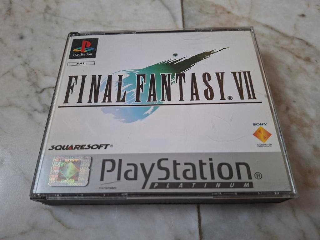 Final Fantasy VII - PlayStation Platinum, Spelcomputers en Games, Games | Sony PlayStation 1, 1 speler, Ophalen of Verzenden, Zo goed als nieuw
