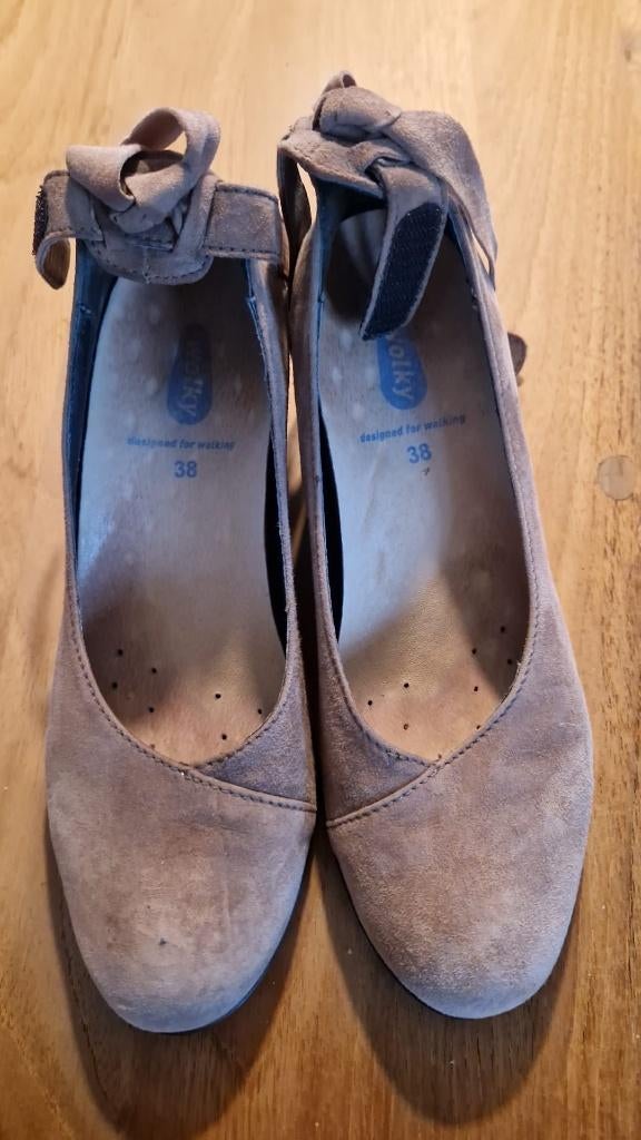 Beige Wolky pump maat 38, Kleding | Dames, Schoenen, Beige, Ophalen of Verzenden, Zo goed als nieuw, Wolky