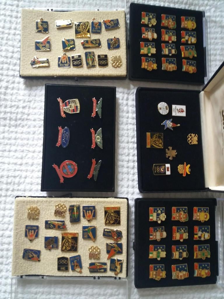 PINS SPELDJES  O.A.  OLYMPISCHE SPELEN  EN AUTOMERKEN, Verzamelen, Speldjes, Pins en Buttons, Ophalen of Verzenden, Nieuw, Sport