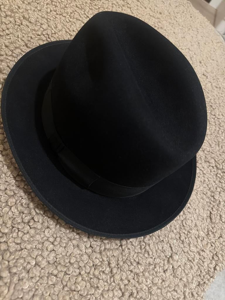 Vintage Stijlvolle zwarte hoed, Ophalen of Verzenden, Zo goed als nieuw, One size fits all, Hoed