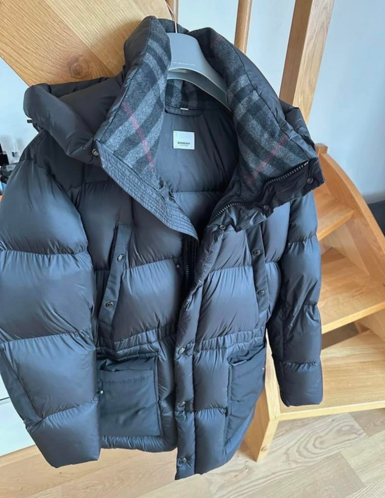 Burberry Puffer Coat Maat L - Nieuwstaat, Kleding | Heren, Jassen | Winter, Ophalen of Verzenden, Nieuw, Maat 52/54 (L), Zwart