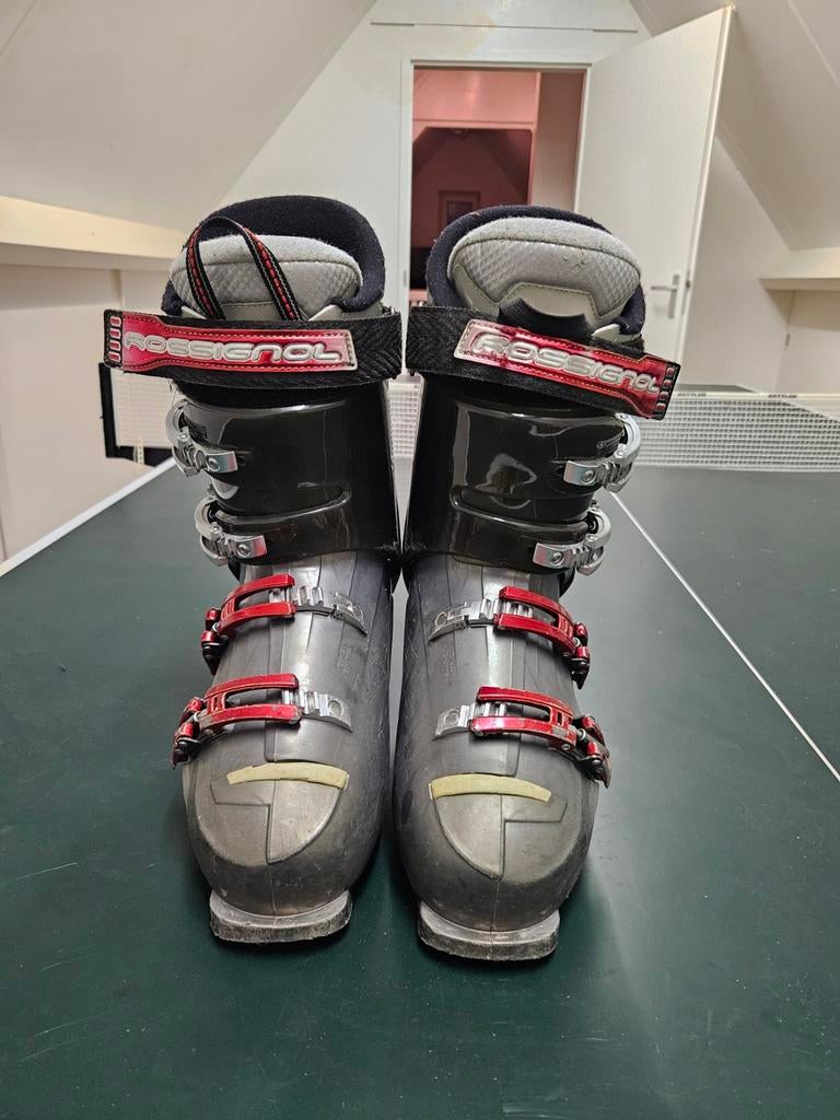 Rossignol skischoenen maat 44 - Easy Fit, Sport en Fitness, Skiën en Langlaufen, Gebruikt, Rossignol, Schoenen, Ophalen of Verzenden