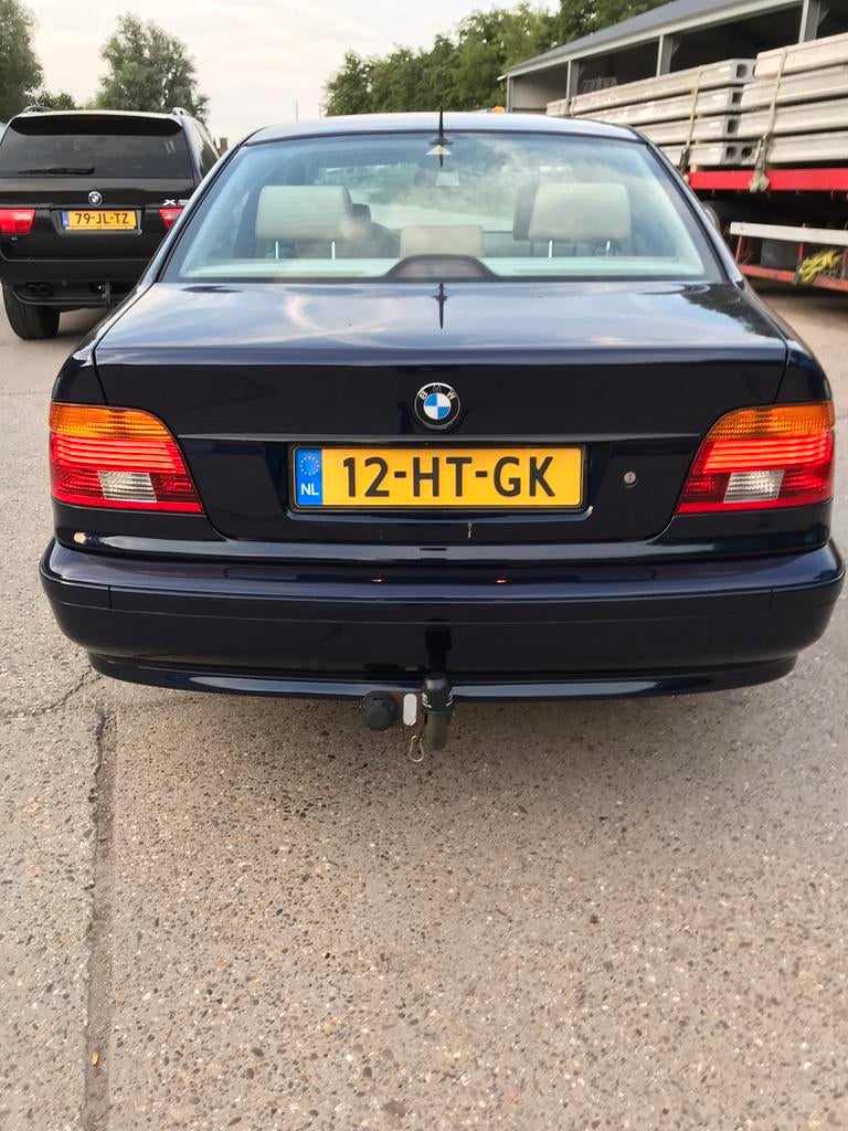 BMW 5 er reihe 125 Kw bouw 2001, Auto's, Achterwielaandrijving, Blauw, 2080 kg, Bedrijf