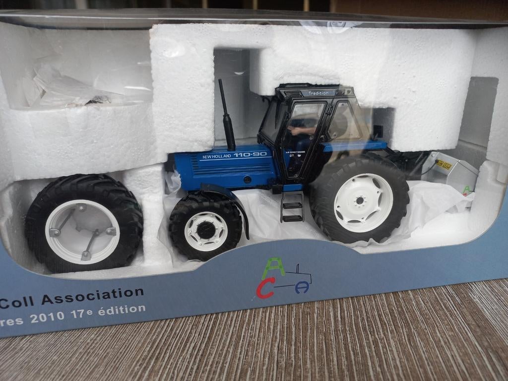 New Holland 110-90 DB Agri Chartres Replicagri, Hobby en Vrije tijd, Modelauto's | 1:32, Nieuw, Tractor of Landbouw, Overige merken