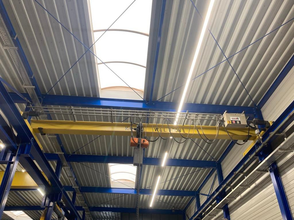 Bovenloopkraan - 7+ meter overspanning - Goed onderhouden, Ophalen, Gebruikt, Elektrisch
