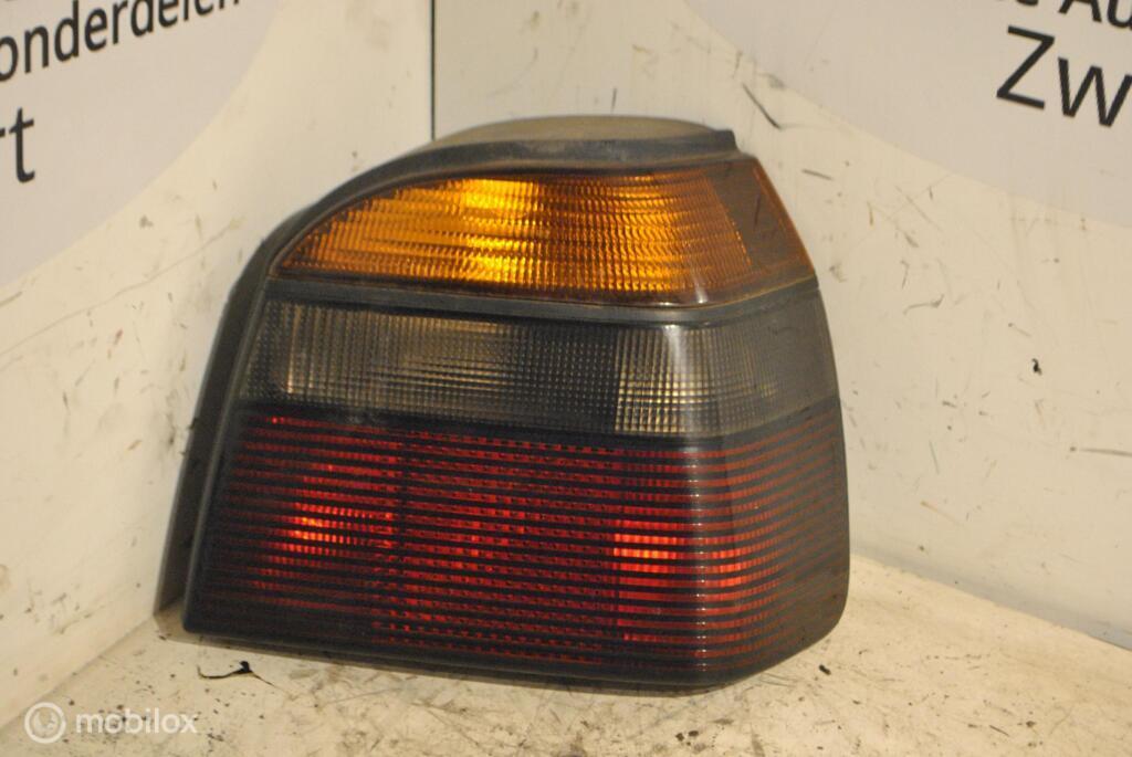 Achterlicht rechts Volkswagen golf IV Cabrio 1.6 1E0945112, Gebruikt, Volkswagen, Ophalen of Verzenden, Volkswagen