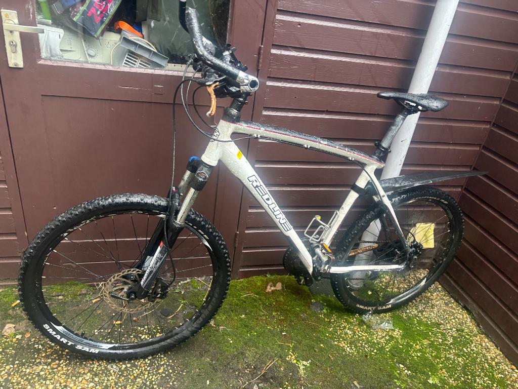 Twee fietsen, Fietsen en Brommers, Fietsen | Heren | Herenfietsen, Ophalen, Gebruikt, Overige merken