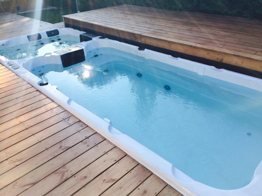 Zwemspa Anchorage plug& play| gelijk leverbaar| met garantie, Tuin en Terras, Bubbelbaden en Hottubs, Ophalen of Verzenden, Zo goed als nieuw