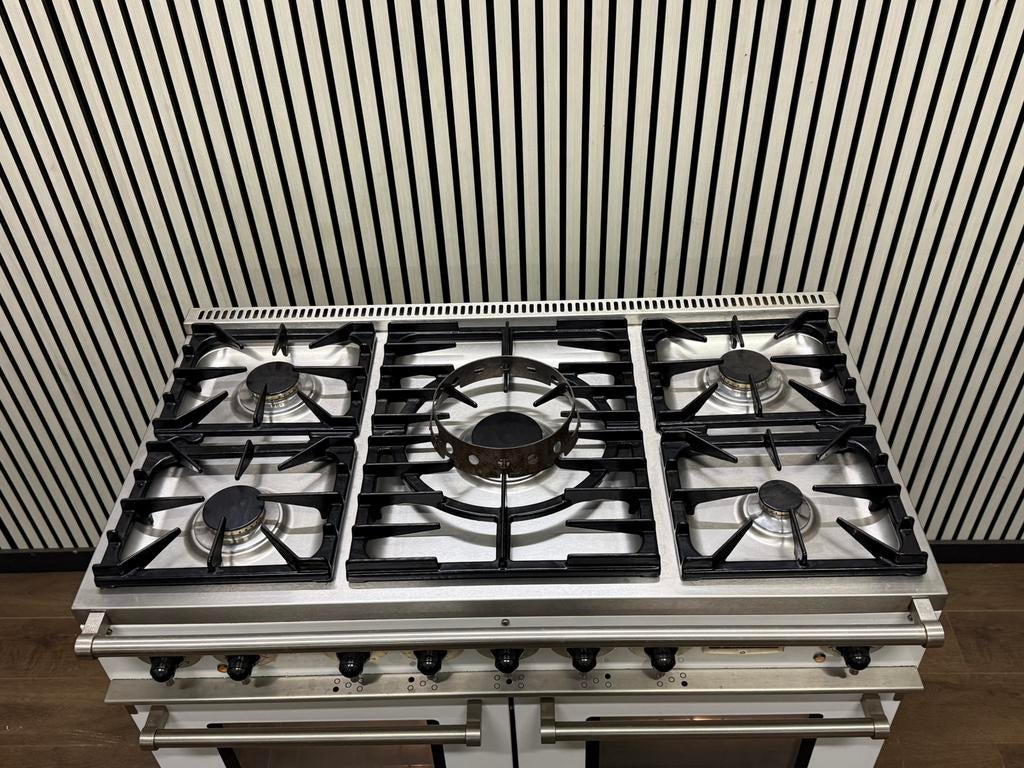 Luxe Falcon Fornuis wit met 5 pits & 2 ovens 110 cm, Witgoed en Apparatuur, Fornuizen, Fornello Esperta, Ophalen of Verzenden