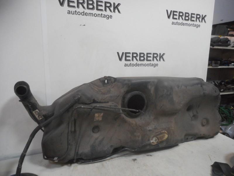 Brandstoftank Peugeot 206 CC (2D) 2004 9636667080, Kontakt-peugeot@peugeot.com, Gebruikt, Peugeot Deutschland GmbH, Bahnhofsplatz, Rüsselsheim 65423, , Duitsland