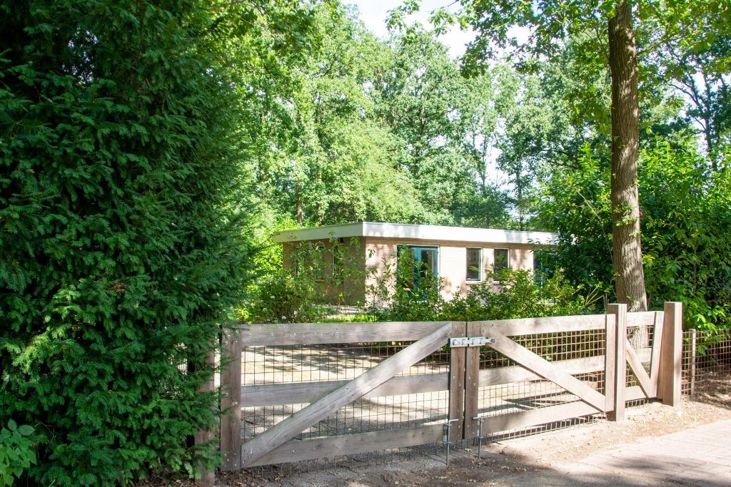 Vakantiebungalow aan de rand van Nat.Park Drents Friese Wold, In bos, Tv, Recreatiepark, Chalet, Bungalow of Caravan
