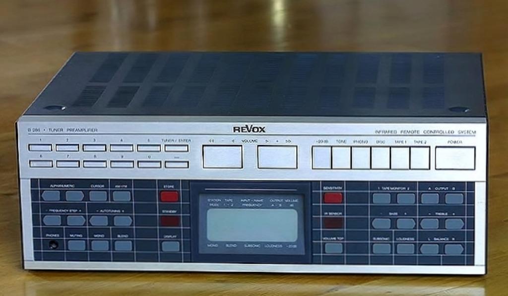 REVOX STUDER B285 RECEIVER .werking als nieuw met garantie, Overige merken, Ophalen of Verzenden, Zo goed als nieuw, 120 watt of meer