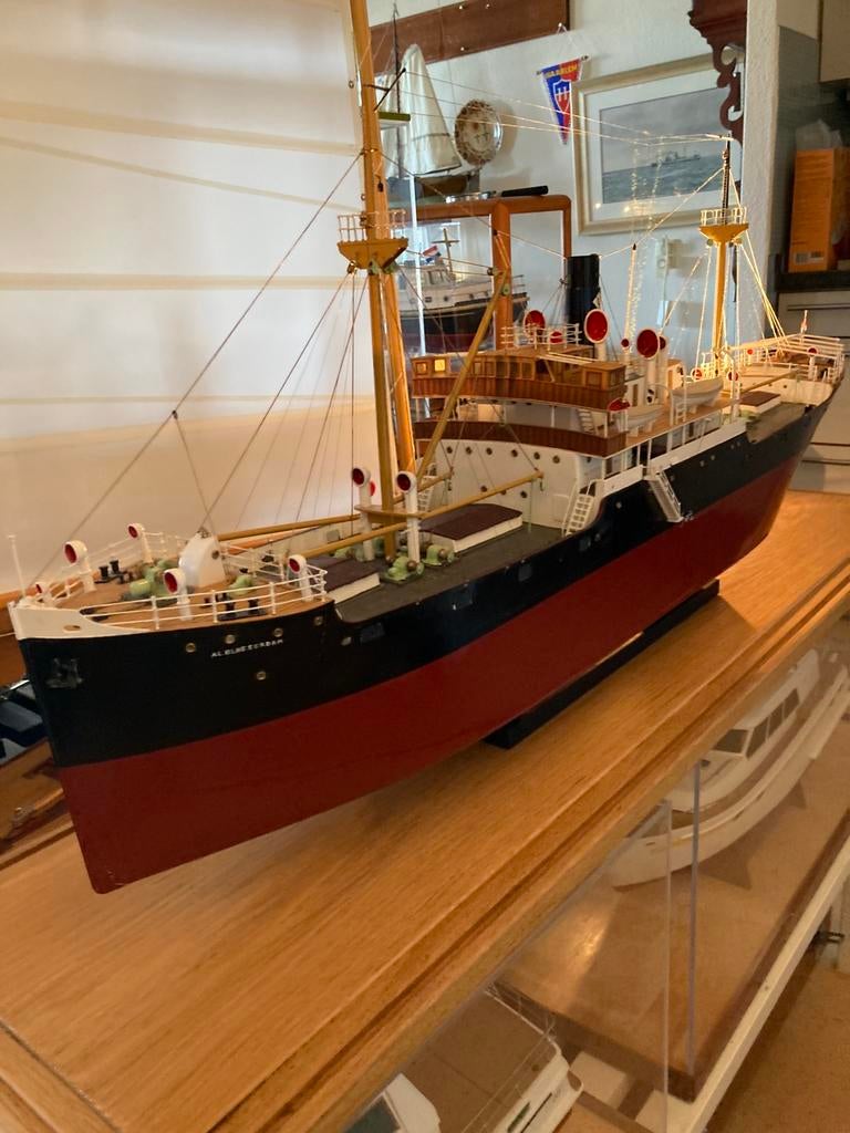 Scheepsmodel Werfmodel s.s. Alblasserdam 1916 in Vitrine, Ophalen, Gebruikt, Motorboot, Schaalmodel