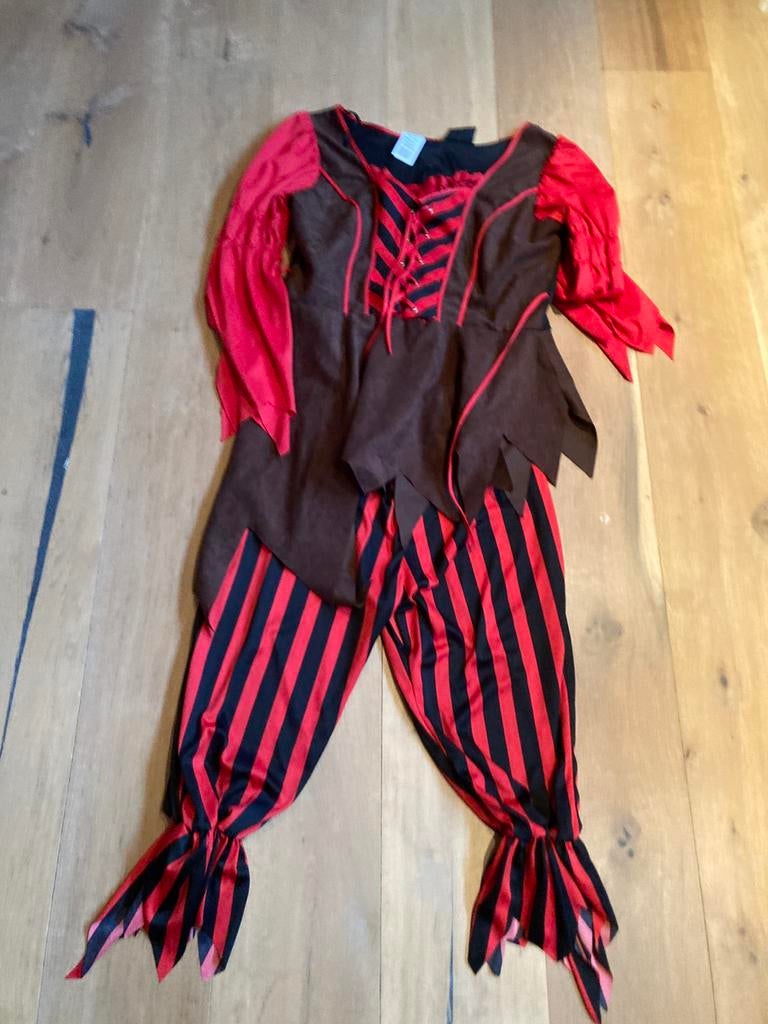 Piratenpak dames maat 44, Kleding | Dames, Ophalen, Gedragen