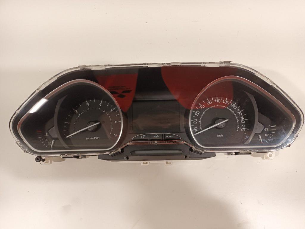 Cockpit Peugeot 208, Onderdelen@venauto.nl, Van der Ven Autorecycling B.V., Gebruikt, Ettenseweg 76, 4706 PB Roosendaal, The Netherlands