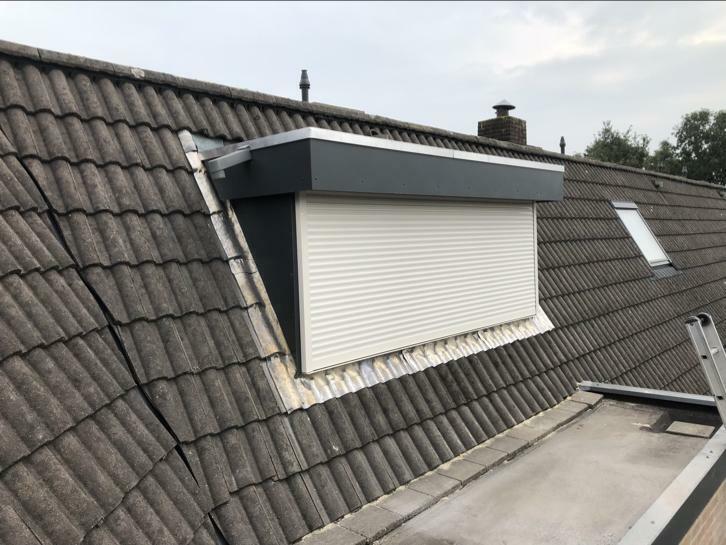Dakkapel traditioneel op maat gemaakt in 1 dag geplaatst