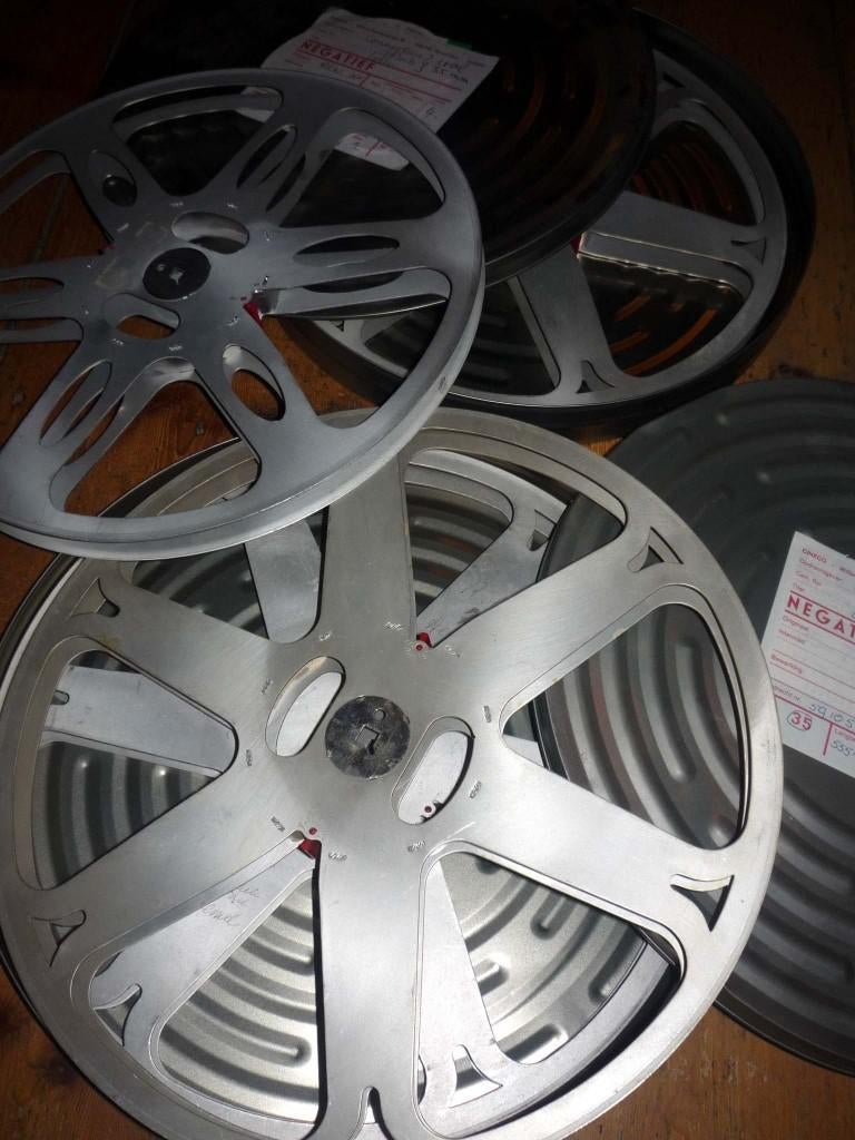 16mm film - 2x Simplex 500mtr filmspoel in 35mm filmblik, Ophalen of Verzenden, 16mm film