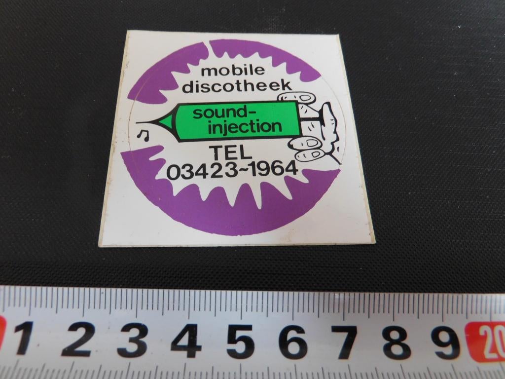 sticker kootwijkerbroek mobile discotheek SOUND INJECTION, Verzamelen, Ophalen, Zo goed als nieuw