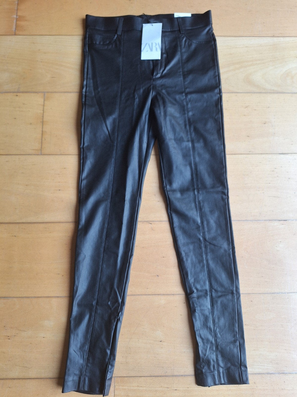 Zara legging imitatieleer met ritsen - Maat L, Maat 42/44 (L), Nieuw, Ophalen of Verzenden, Lang