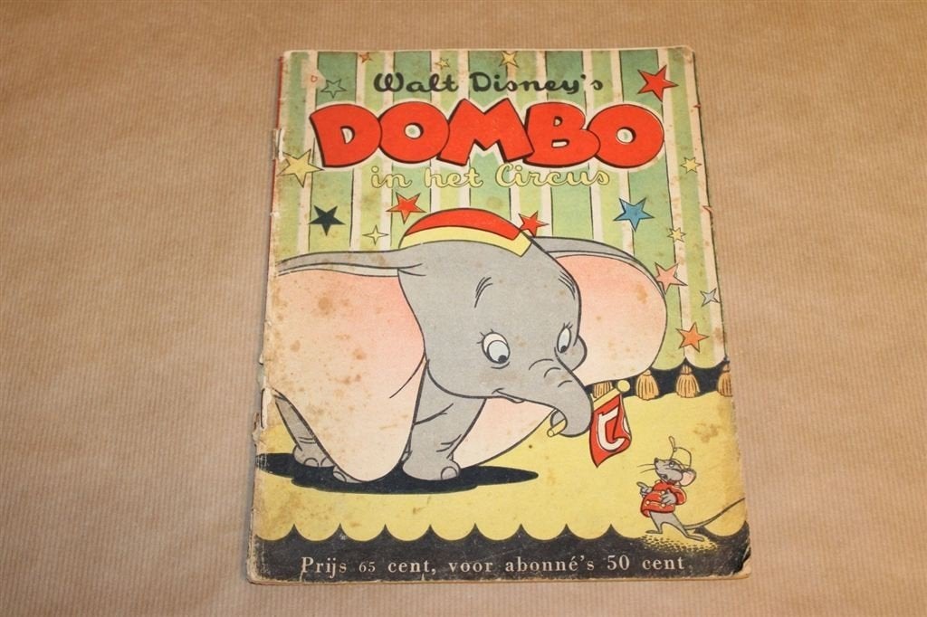 Walt Disney's Dombo in het circus - 1953, Boeken, Eén stripboek, Ophalen of Verzenden, Zo goed als nieuw