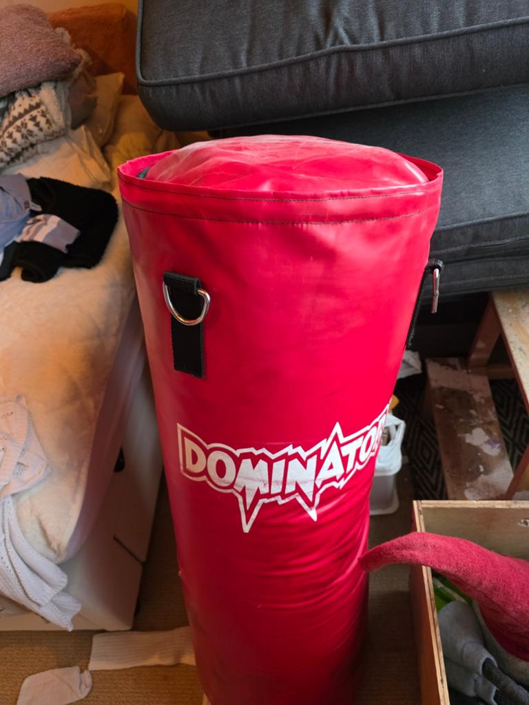 Bokszak Dominator - Nooit gebruikt, Sport en Fitness, Ophalen of Verzenden, Zo goed als nieuw, Bokszak