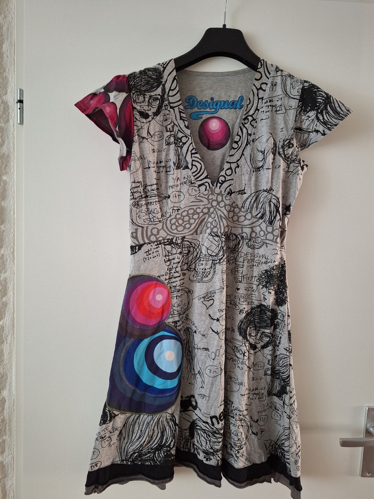 3 zomerjurkjes van desigual mt L/XL 30 euro, Kleding | Dames, Zwart, Maat 42/44 (L), Ophalen of Verzenden, Zo goed als nieuw