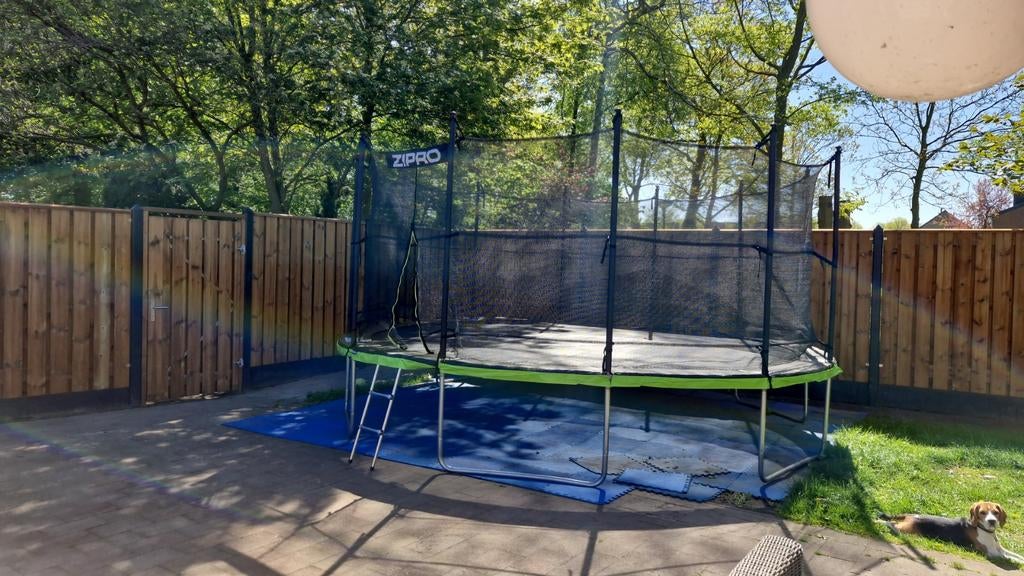 Zipro Trampoline Jump Pro - 16FT (496 cm) met veiligheidsnet, Kinderen en Baby's, Speelgoed | Buiten | Trampolines, Ophalen, Zo goed als nieuw