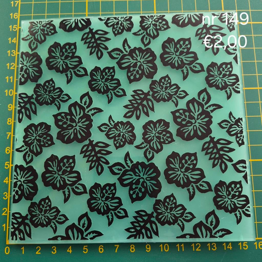 nu 149  Embossing mal met bloemenpatroon, Ophalen of Verzenden, Gebruikt, Overige typen