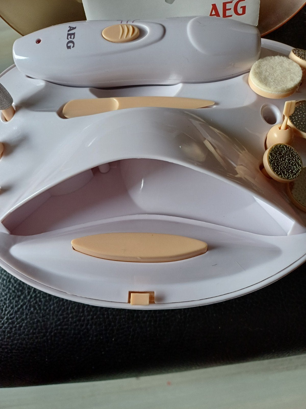 AEG Manicure/Pedicure Set MPS 5693 - Zo goed als nieuw, Ophalen of Verzenden, Zo goed als nieuw, Hand- en Voetverzorging