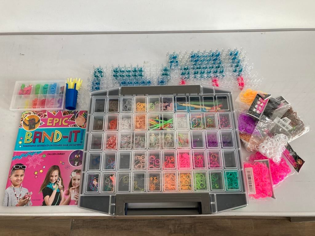 Loom set, Hobby en Vrije tijd, Knutselen, Ophalen of Verzenden, Zo goed als nieuw