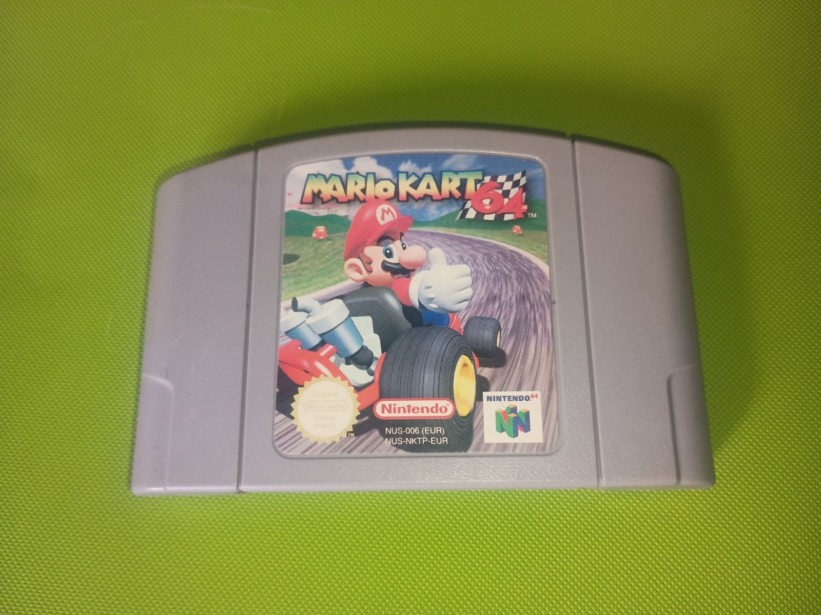 Mario Kart 64 - Nintendo 64 (N64) Klassieker, Spelcomputers en Games, Gebruikt, Racen en Vliegen, Eén computer, Ophalen of Verzenden