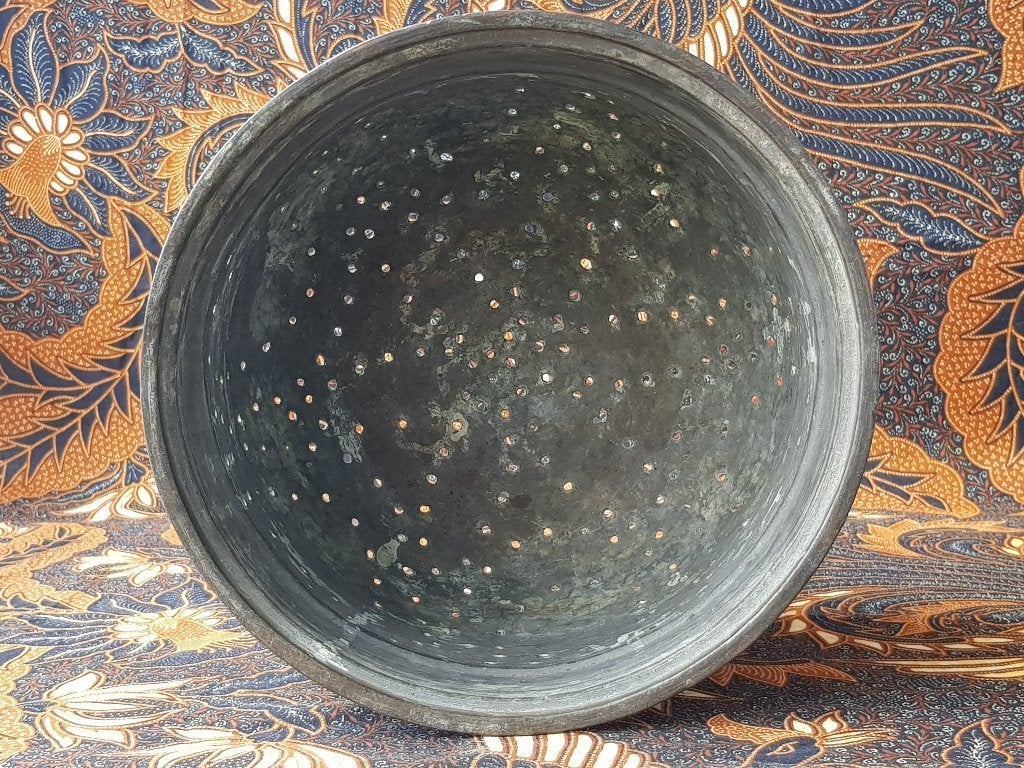 Mooi antiek Arabisch vergiet van bewerkt koper 23 cm., Antiek en Kunst, Antiek | Koper en Brons, Ophalen of Verzenden, Koper